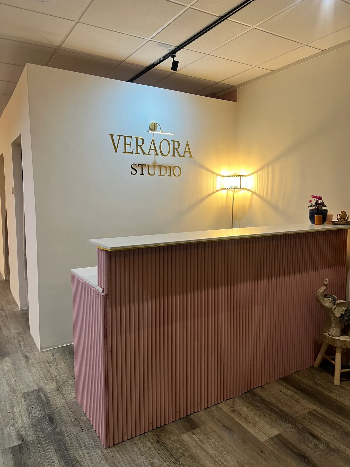 Nail station in Nottingham – photo 3