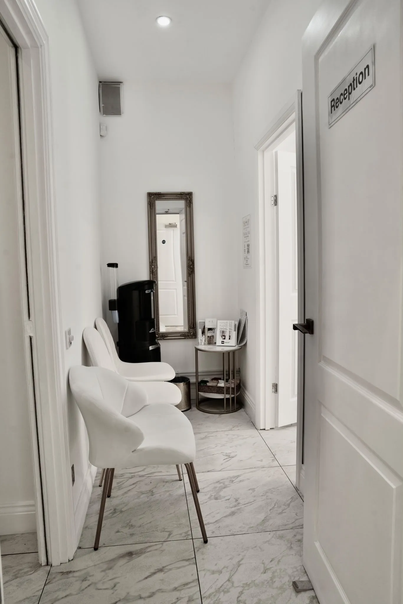 Treatment room in Kensington and Chelsea – photo 4