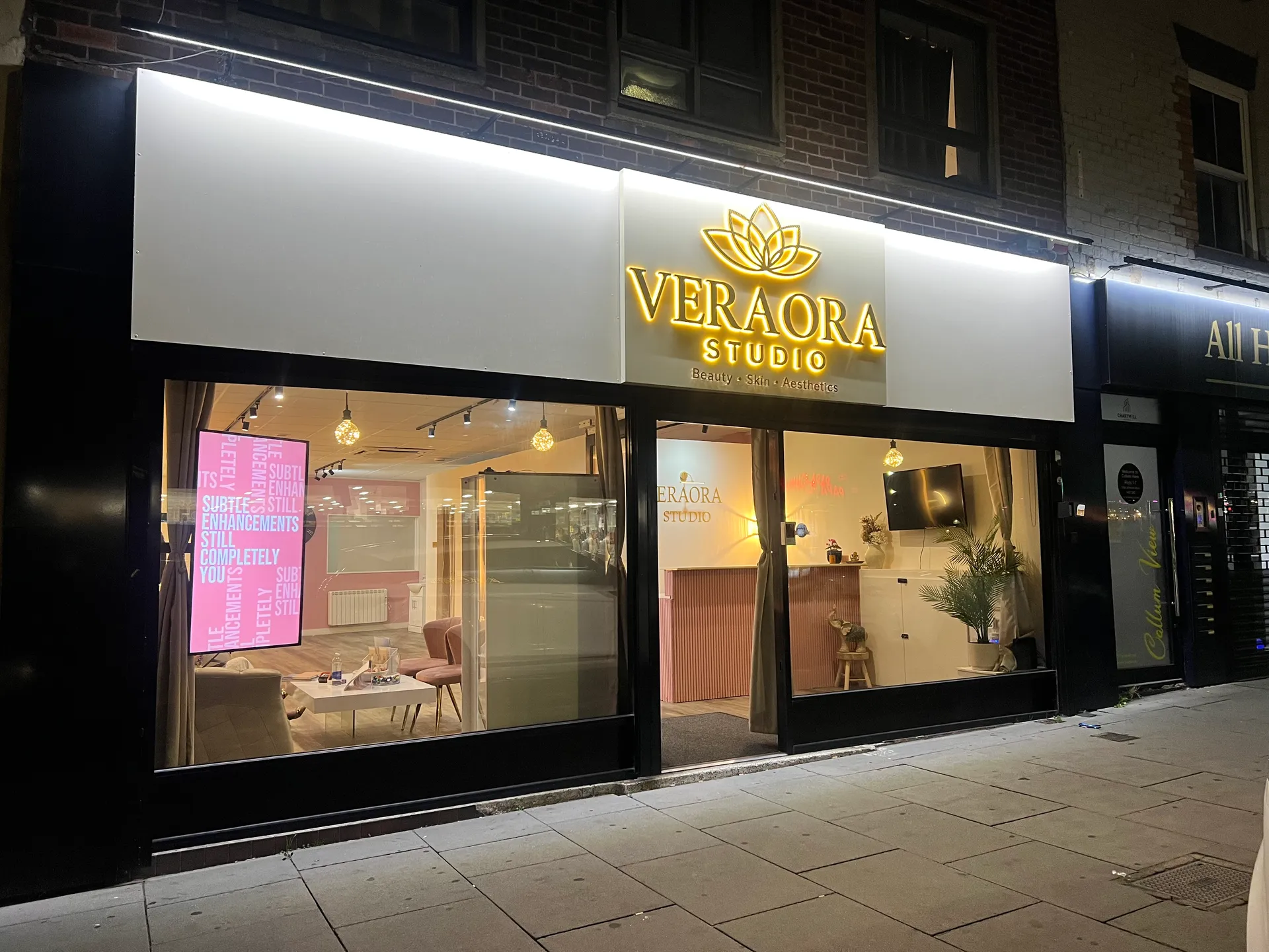 Styling chair in Nottingham – photo 1