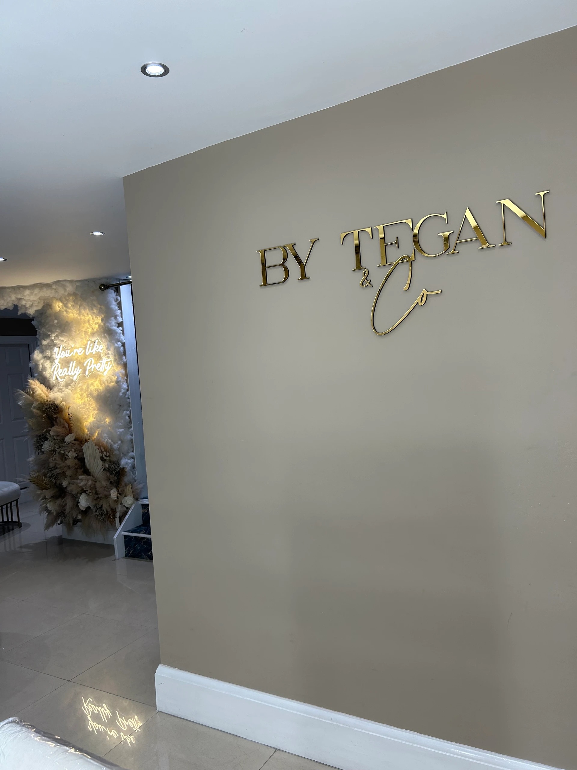 By Tegan & Co – photo 1