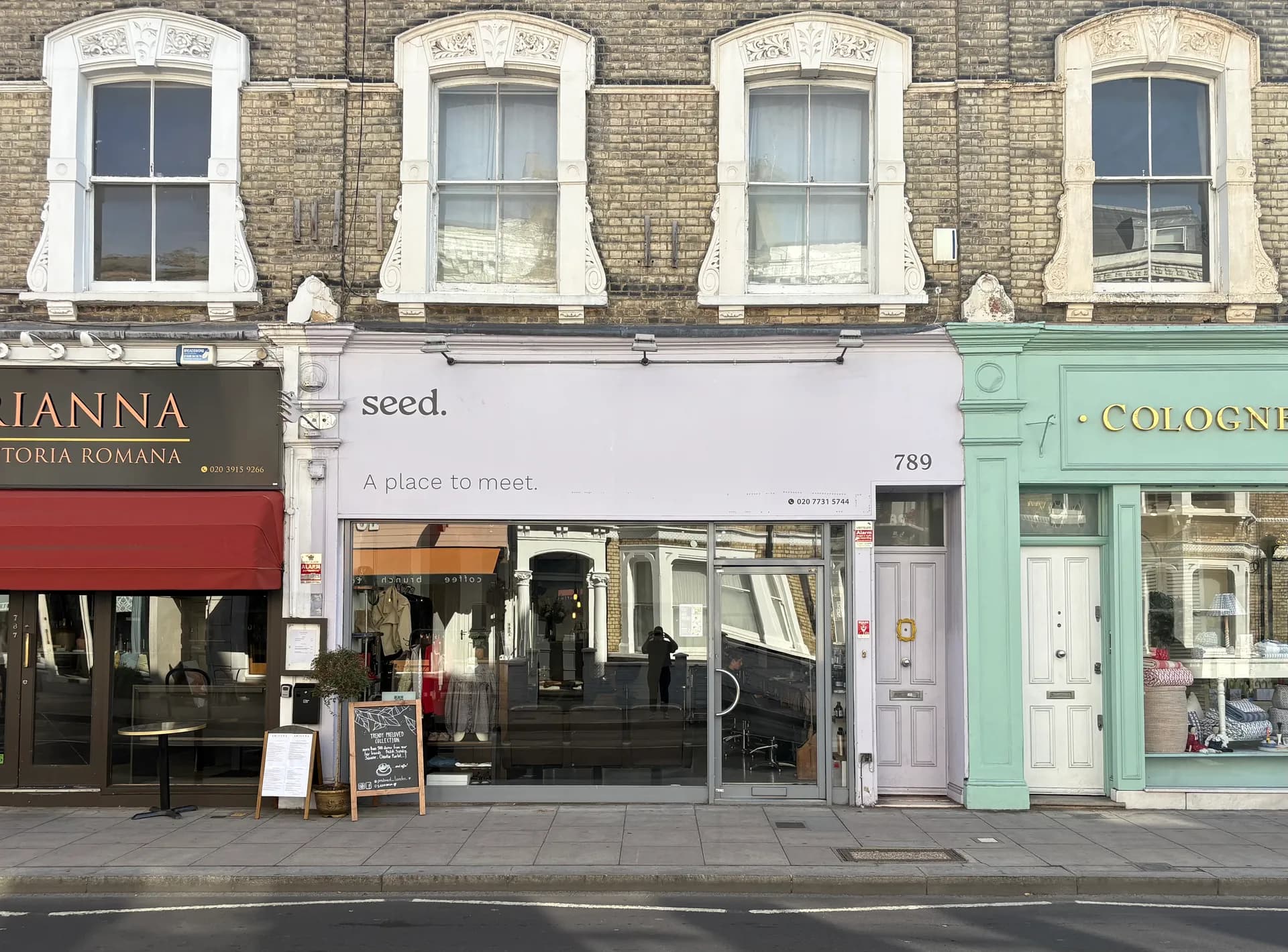 Beauty room to rent in Hammersmith and Fulham – seed salon